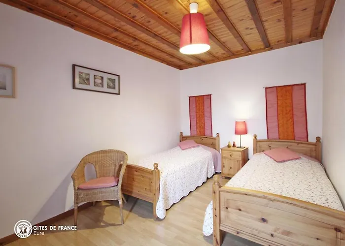 Les Du Chataignier Bed & Breakfast Lery (Eure)